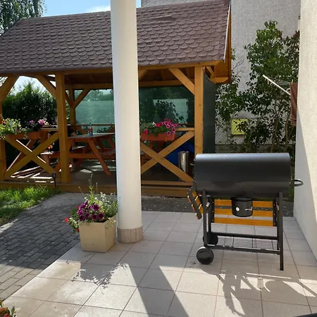 U Doroty Нехоже